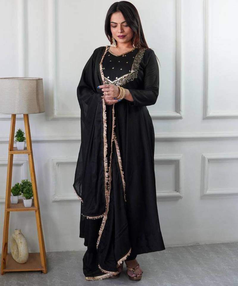 Black georgette embroidered kurta-sets