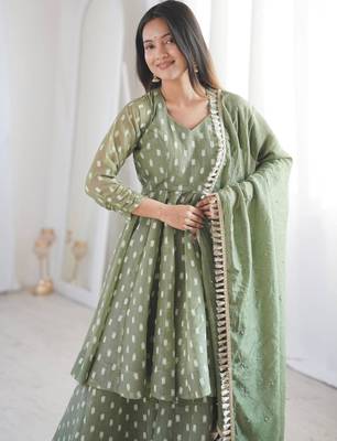 green woven silk blend kurta set 3