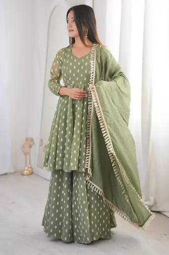 green woven silk blend kurta set