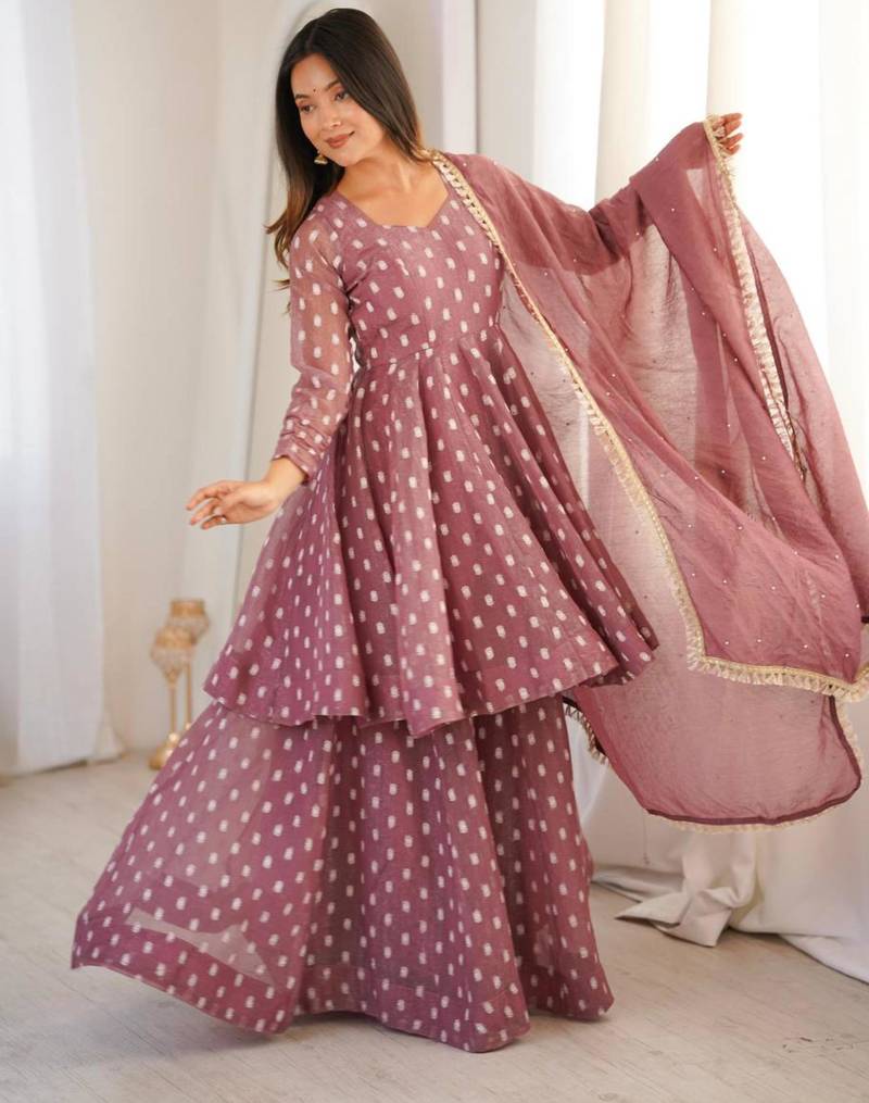 Mauve silk blend woven kurta-sets