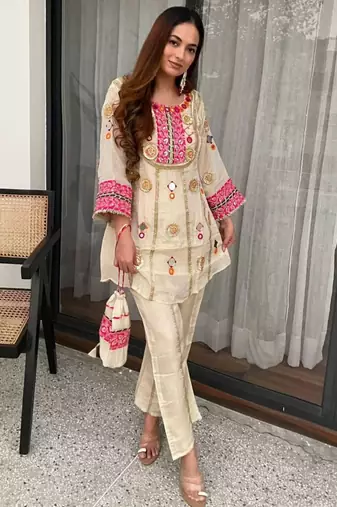 cream crepe embroidered kurta set