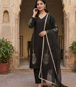Black silk blend embroidered kurta-sets