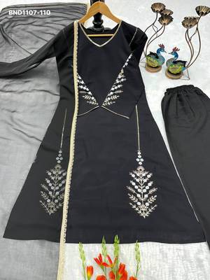 black embroidered silk blend kurta set 4