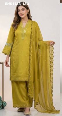 mustard embroidered chanderi kurta set 1