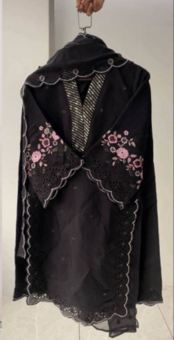 Black chanderi embroidered kurta-sets