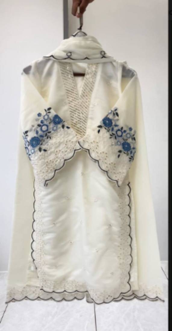 White chanderi embroidered kurta-sets