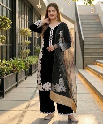 black embroidered silk blend womens kurta set 1