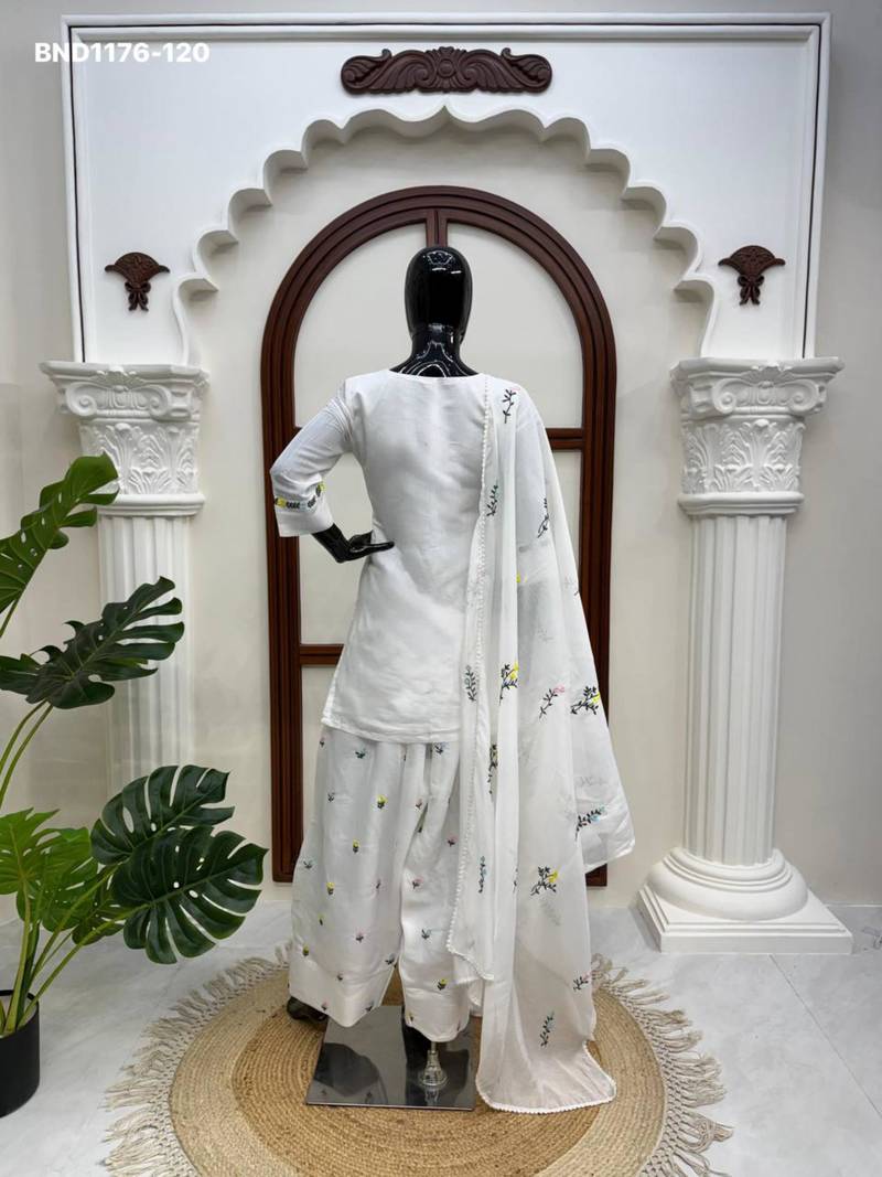 White chanderi embroidered kurta-sets