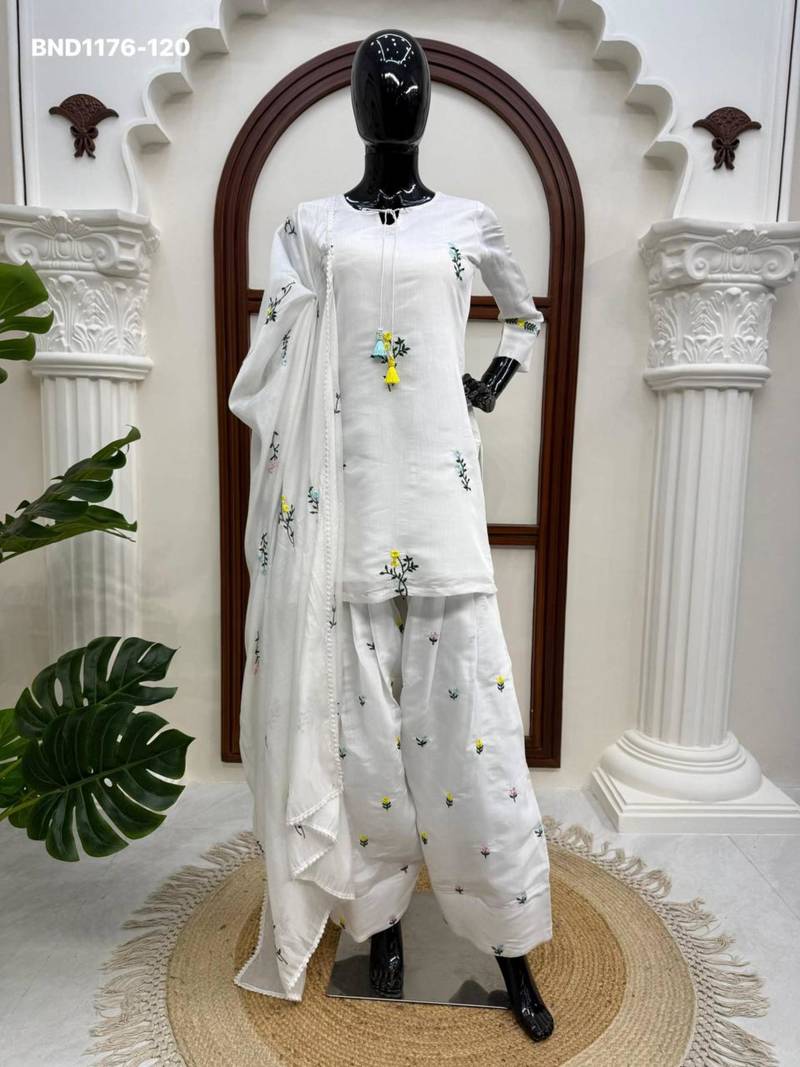White chanderi embroidered kurta-sets