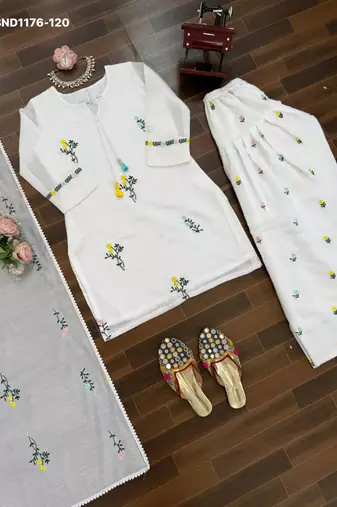 white chanderi embroidered kurta set
