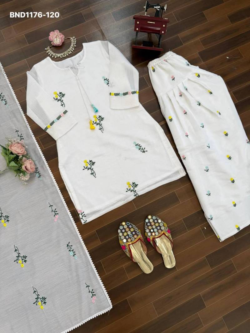 White chanderi embroidered kurta-sets