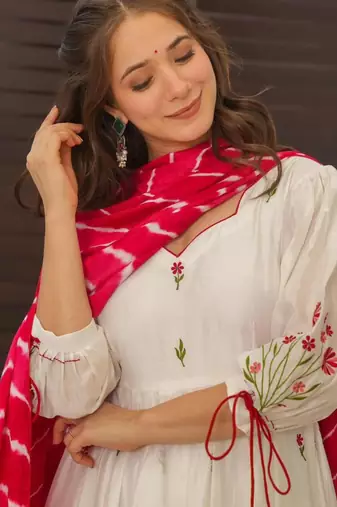 white embroidered georgette womens kurta set