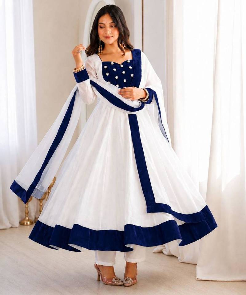 White silk blend plain kurta-sets