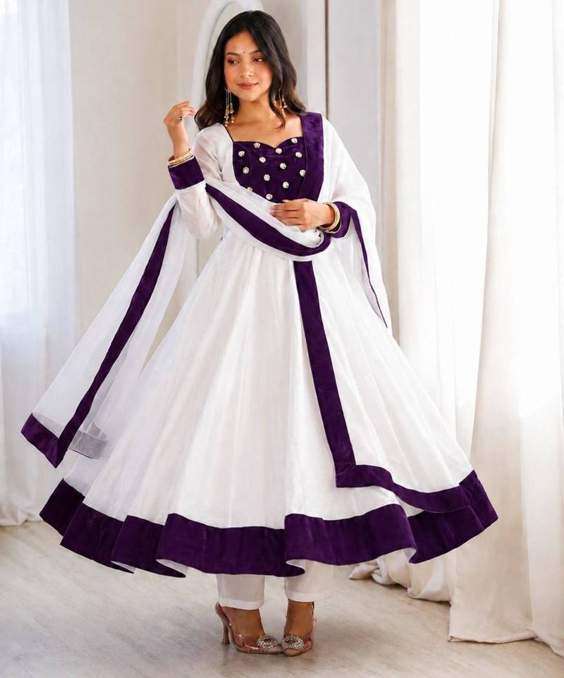 White silk blend plain kurta-sets