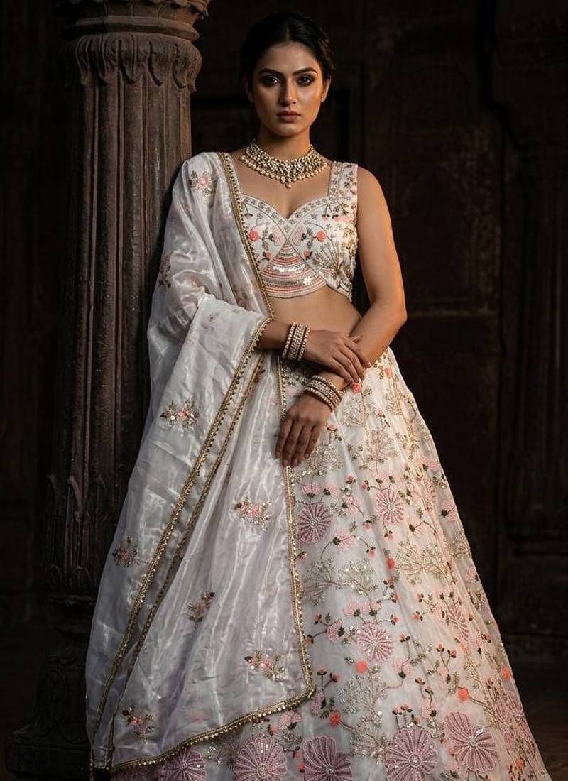 WHITE SILK PARTY WEAR EMBROIDERY LEHENGA CHOLI