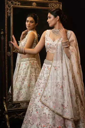WHITE SILK PARTY WEAR EMBROIDERY LEHENGA CHOLI