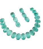 Pista green ad stone rhodium-plated necklace set with earrings