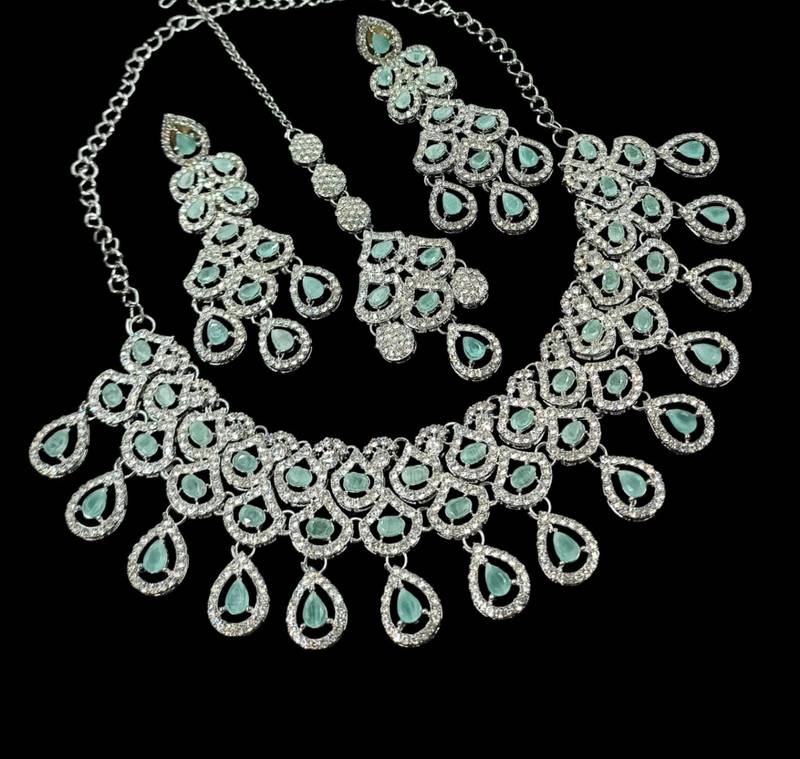 Pista rhodium-plated agate stone necklace set with earrings & maang tikka