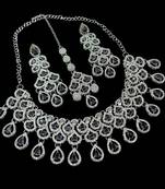Purple rhodium-plated agate stone necklace set with earrings & maang tikka