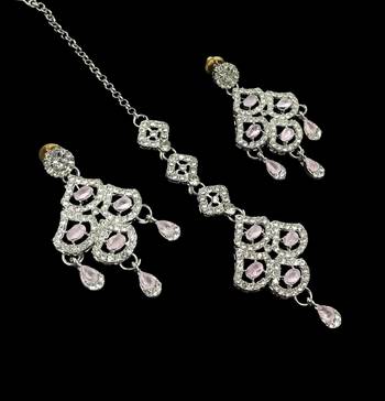Baby pink agate stone necklace set with earrings & maang tikka, rhodium plated 2