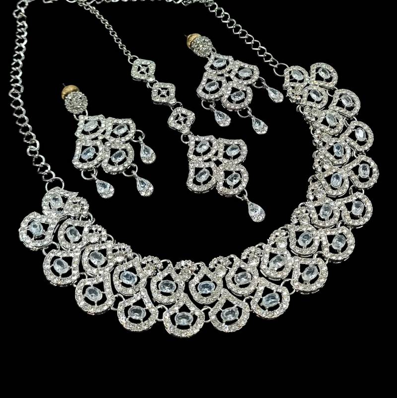 White agate stone necklace set with earrings & maang tikka, rhodium plated