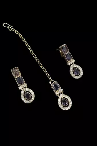 Purple color necklace set with earrings and maang tikka     agate stone, antique gold plating