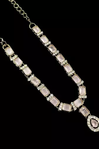 Baby pink color necklace set with earrings and maang tikka     agate stone, antique gold plating