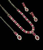 Maroon color necklace set with earrings and maang tikka – agate stone, antique gold plating