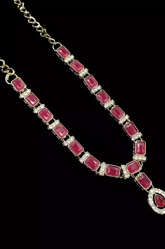 Maroon color necklace set with earrings and maang tikka     agate stone, antique gold plating