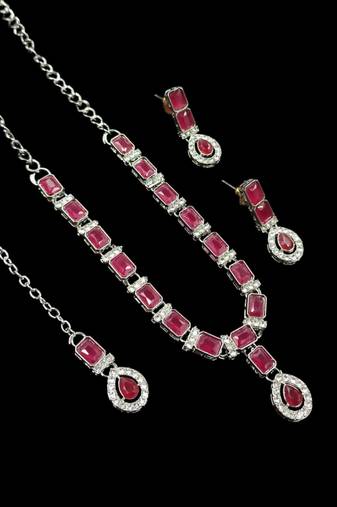 Maroon color necklace set with earrings & maang tikka | agate stone | rhodium plated