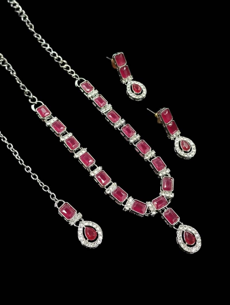 Maroon color necklace set with earrings & maang tikka | agate stone | rhodium plated