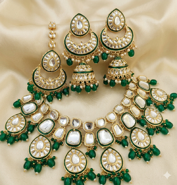 Traditional kundan necklace set for bridal 1