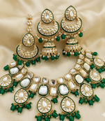 Traditional kundan necklace set for bridal