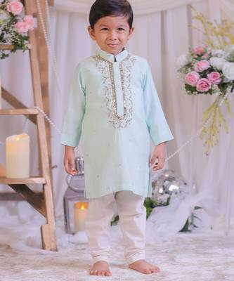 Blue hand embroidered silk kurta set 2