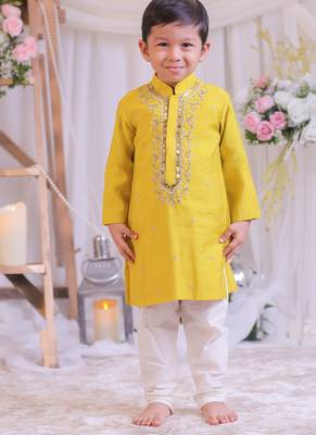 Yellow embroidered silk kurta set 1