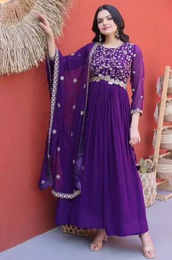 Women georgette with zari & sequins embroidered work kurta & dupatta set