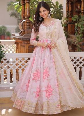 Women silk blend with zari & sequins embroidered work kurta & dupatta set 1