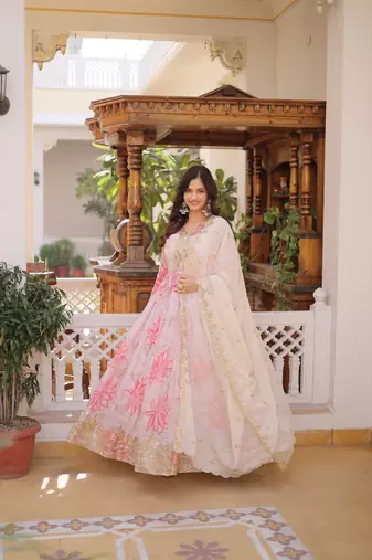 Women silk blend with zari & sequins embroidered work kurta & dupatta set