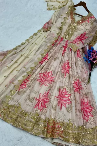 Women silk blend with zari & sequins embroidered work kurta & dupatta set
