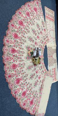 CREAM GEORGETTE PARTY WEAR EMBROIDERY LEHENGA CHOLI 4