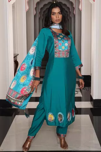 Women's viscose shimmer solid embroidered straight kurta with pant set