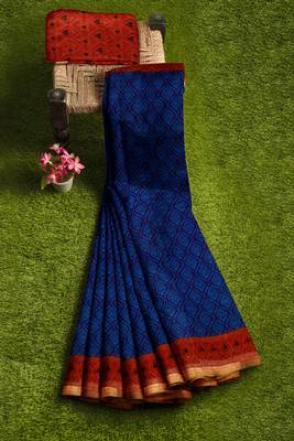 Navy blue floral printed saree 4