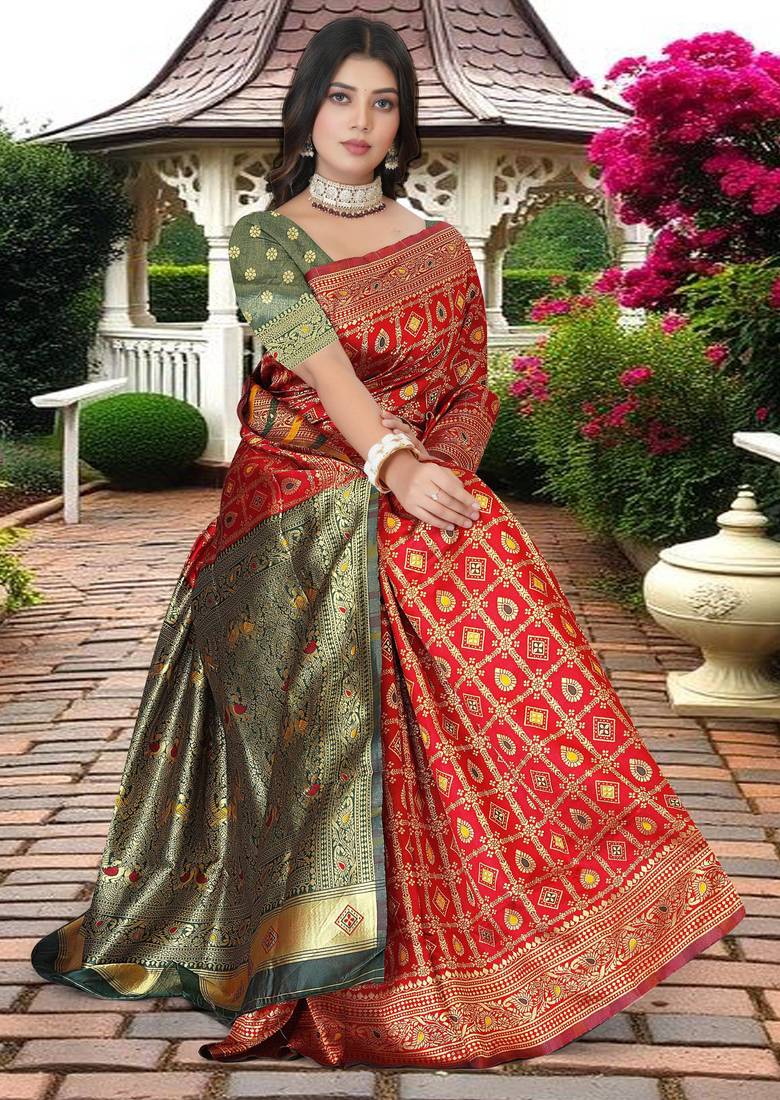 Red & Green Banarasi Cotton Silk Saree With Woven Zari Design and Rich Pallu
