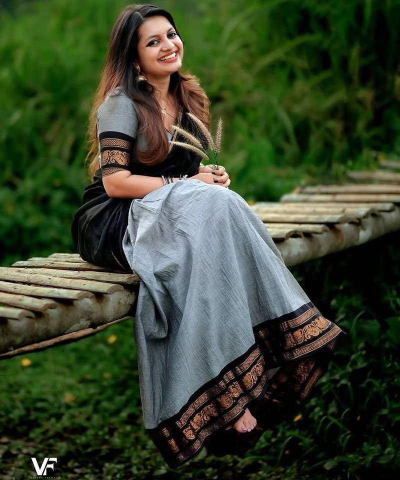 Grey & Black Kanci cottan half blend lehenga saree with blouse and dupatta For Women's