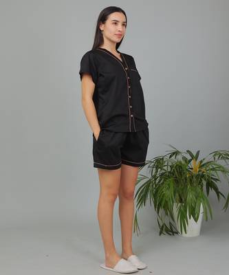 Black cotton plain shorts co-ord set for women 2