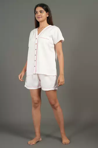 Pink cotton plain shorts co-ord set for women