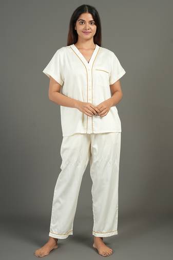 Cream everyday wear cotton pyjama co-ord set for women