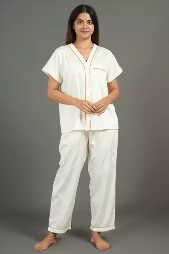 Cream everyday wear cotton pyjama co-ord set for women