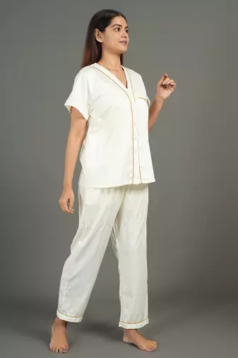 Cream everyday wear cotton pyjama co-ord set for women