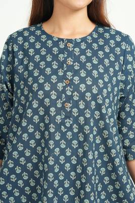 Blue cotton floral printed casual dress for women 4